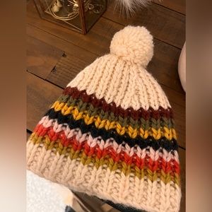 Aritzia winter hat